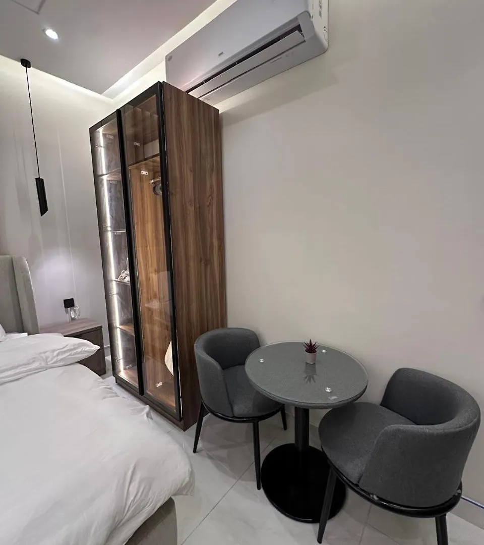 Luxury 2-Bedroom Apartment & Studio Behind Al Yasmin Mall, Jidda