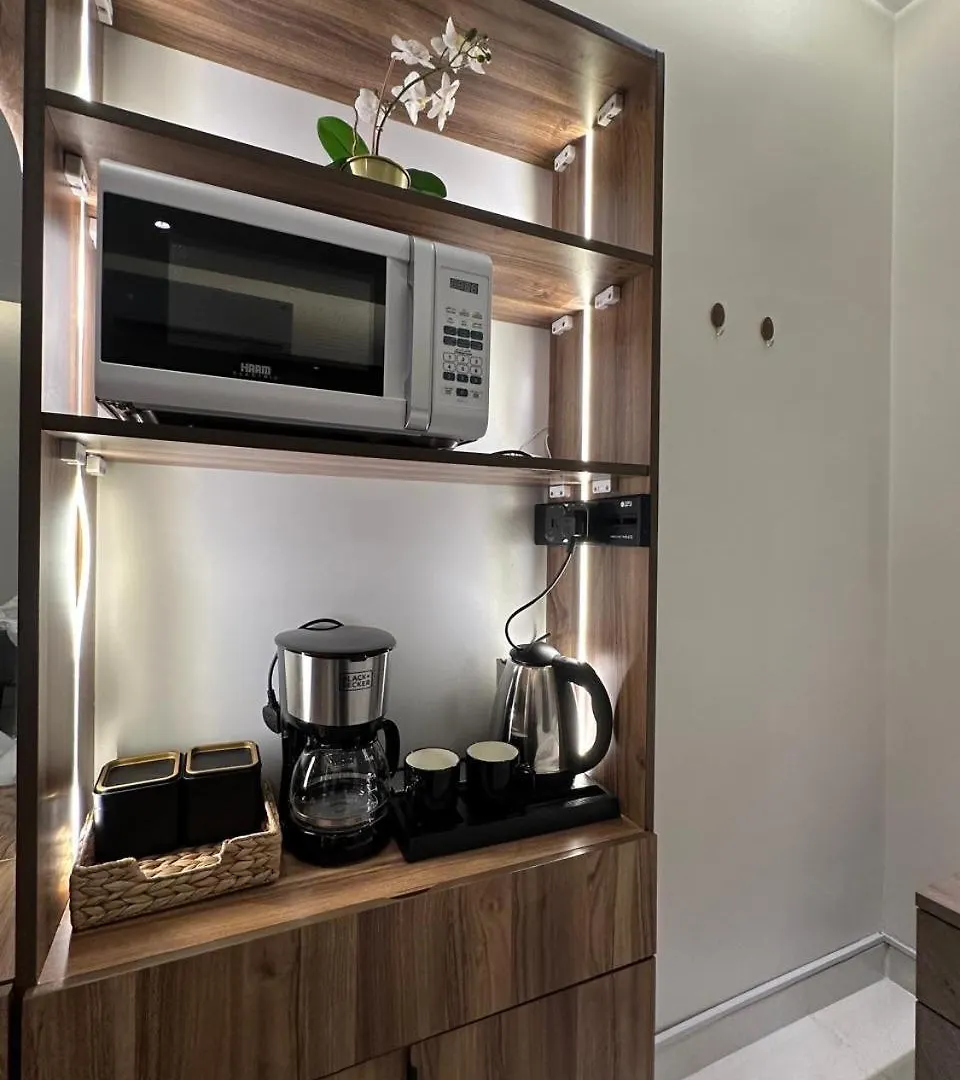 Luxury 2-Bedroom Apartment & Studio Behind Al Yasmin Mall, Jidda 0*,  Saudiarabien