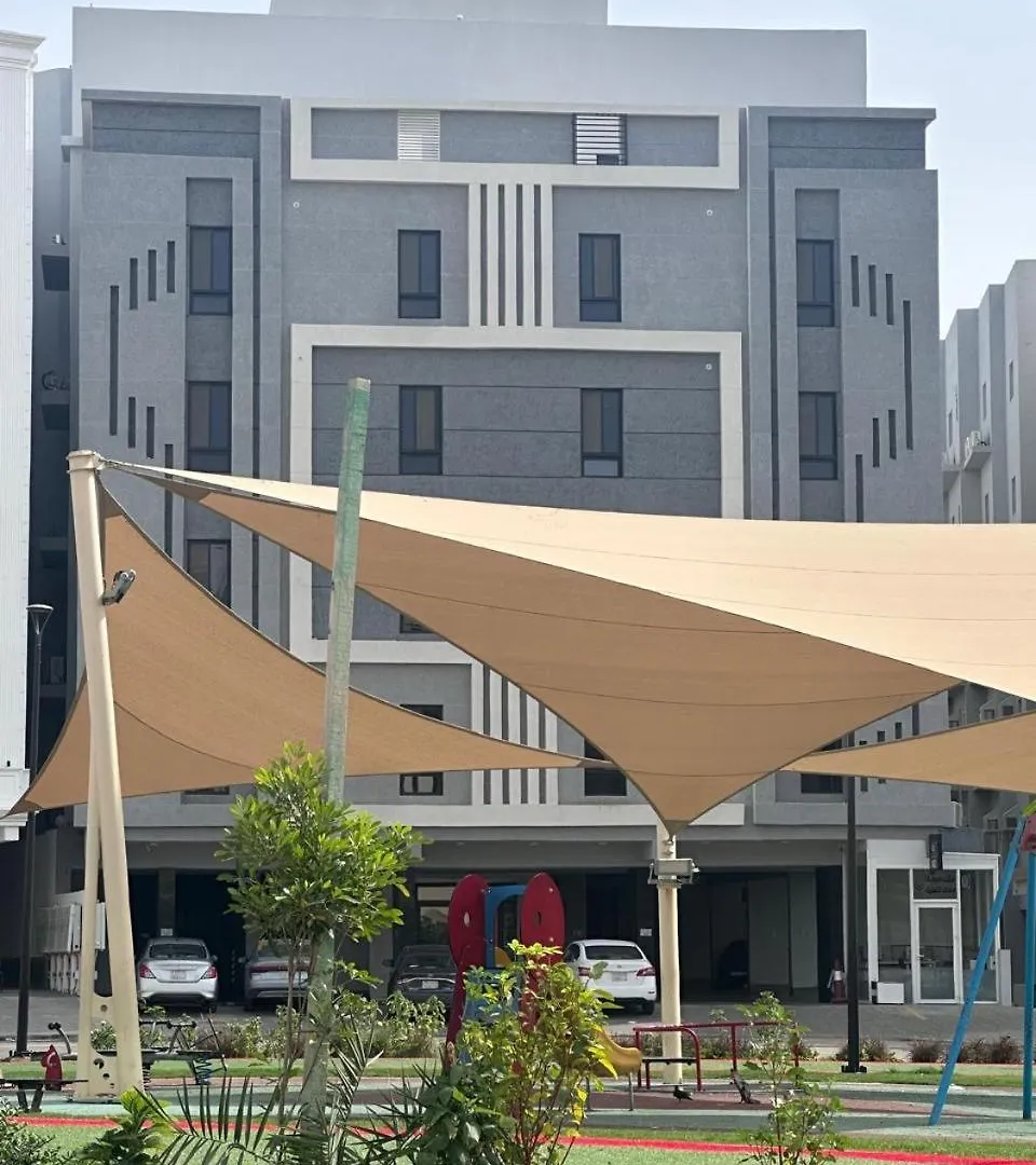 Luxury 2-Bedroom Apartment & Studio Behind Al Yasmin Mall, Jidda
