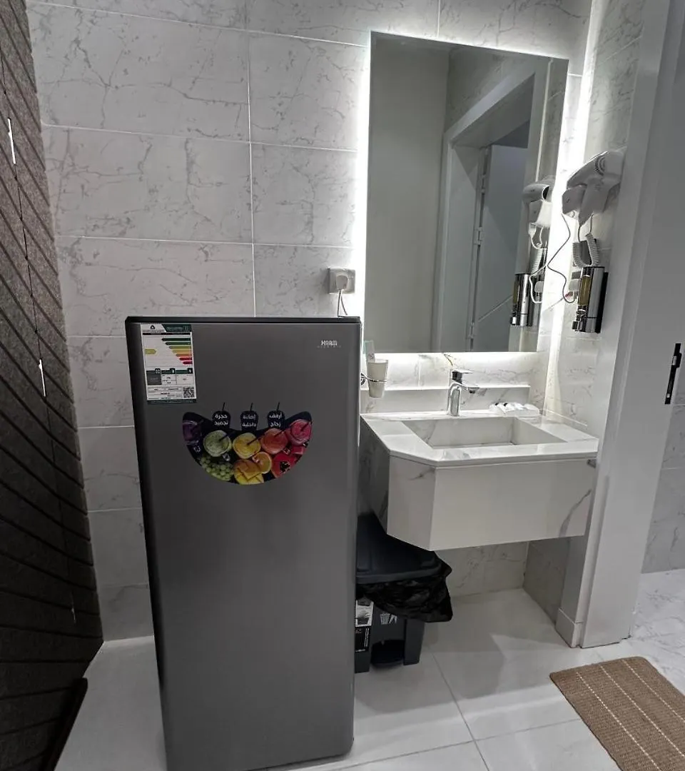 Luxury 2-Bedroom Apartment & Studio Behind Al Yasmin Mall, Jidda