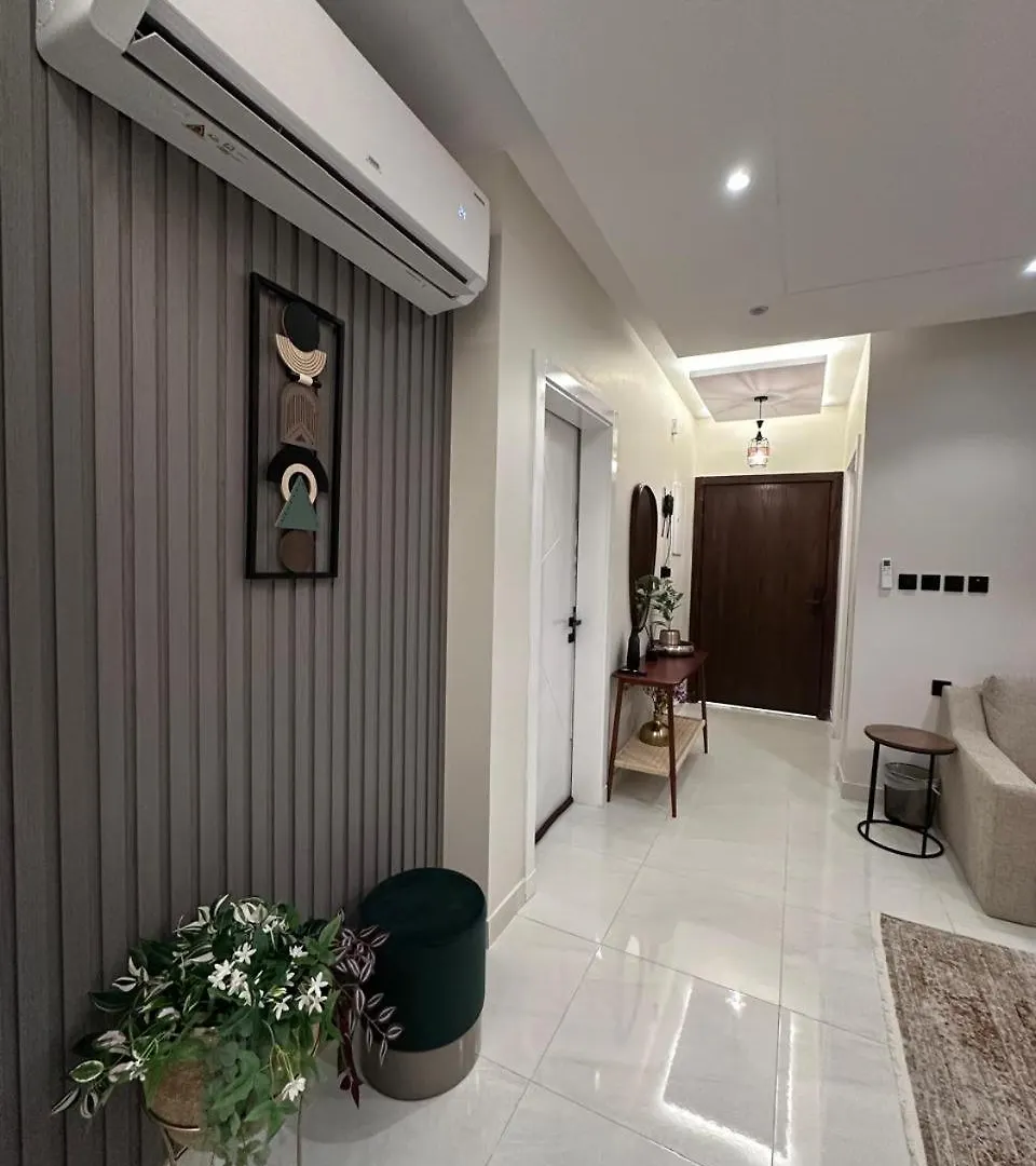 Luxury 2-Bedroom Apartment & Studio Behind Al Yasmin Mall, Джедда
