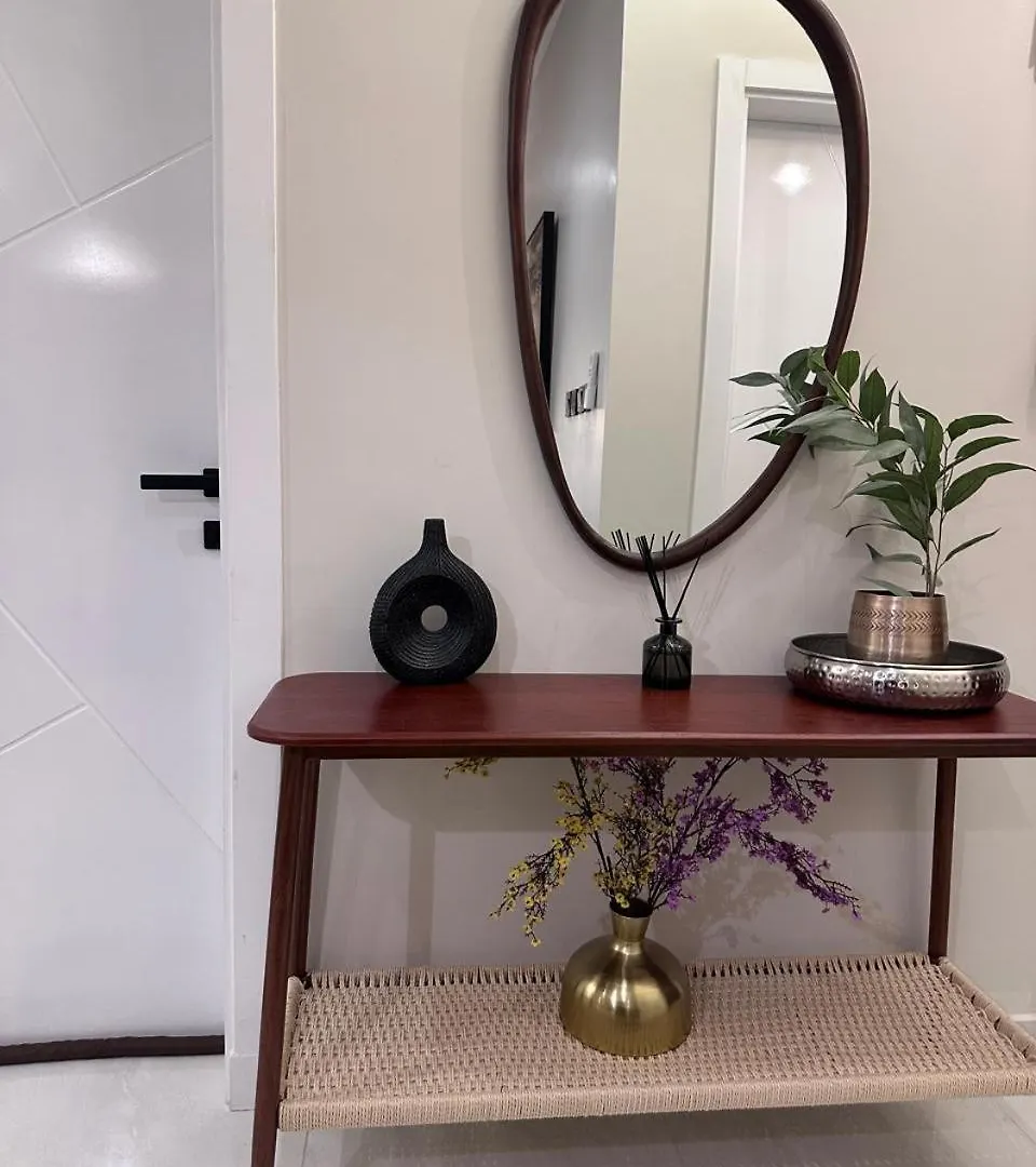 Luxury 2-Bedroom Apartment & Studio Behind Al Yasmin Mall, Джедда Саудовская Аравия